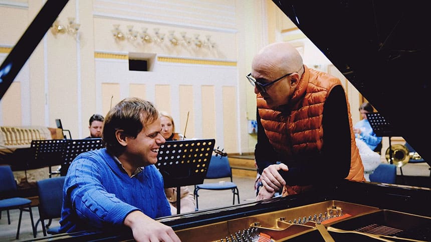 El pianista Ignasi Cambra interpretará a Mozart en la ciudad ucraniana de Lviv