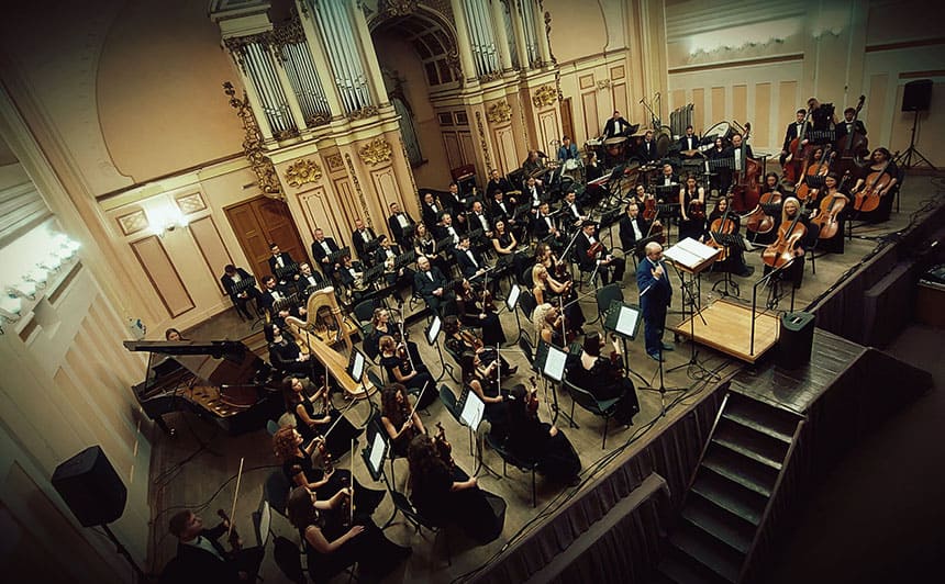 El pianista Ignasi Cambra interpretará a Mozart en la ciudad ucraniana de Lviv