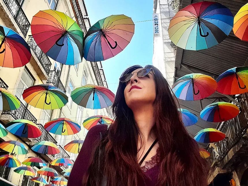 La cantante Lydia Martín presenta «La Noria», su nuevo single con un cambio de sonido en su música