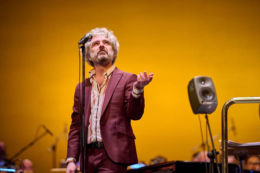 León Benavente y la Banda Sinfónica Municipal celebran el día de Reyes con el tradicional concierto benéfico en el Teatro Real