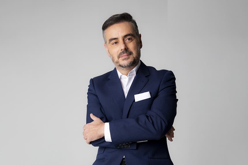 Las grandes canciones de Luis Mariano sonarán de la mano del tenor Andoni Martínez Barañano