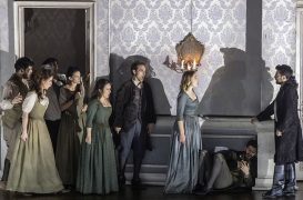 Riccardo Minasi dirige en Les Arts «Don Giovanni», de Mozart, en un montaje de Damiano Michieletto © Miguel Lorenzo – Mikel Ponce