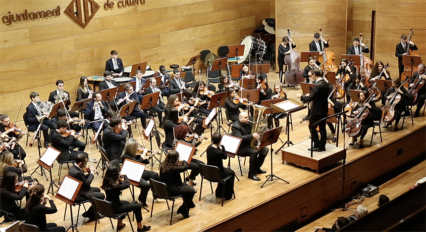 El músico valenciano Marcos Ripoll estrena su Concierto para tuba y orquesta con la Orquesta Santa Cecilia de Cullera