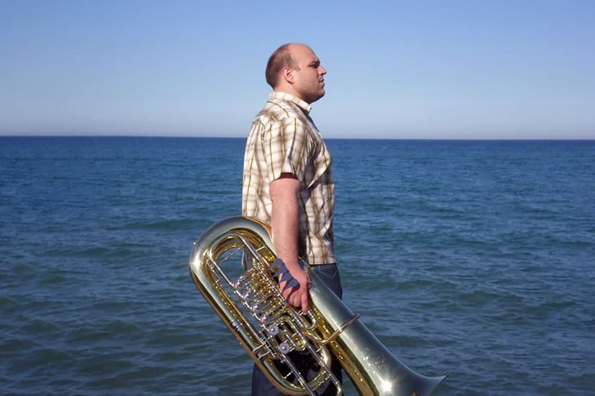 El músico valenciano Marcos Ripoll estrena su Concierto para tuba y orquesta con la Orquesta Santa Cecilia de Cullera