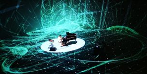 Imagen y sonido se funden en el concierto del pianista Carles Viarnès y la artista visual Alba G. Corral Carles Viarnès y Alba G. Corral