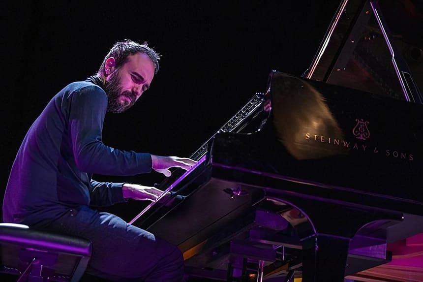 Moisés P. Sánchez presenta en el MUN «Tractatus», un viaje a trevés de los lenguajes del piano