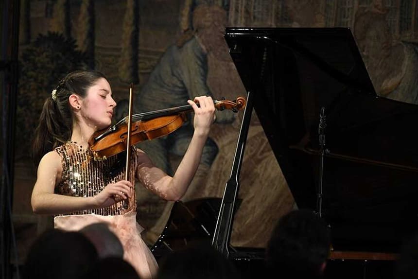 María Dueñas interpreta con la Orquesta Sinfónica RTVE el ‘Concierto para violín’ de Brahms
