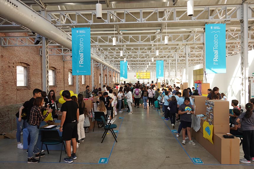 El Real Teatro de Retiro acogió la I Feria de Compañías LÓVA