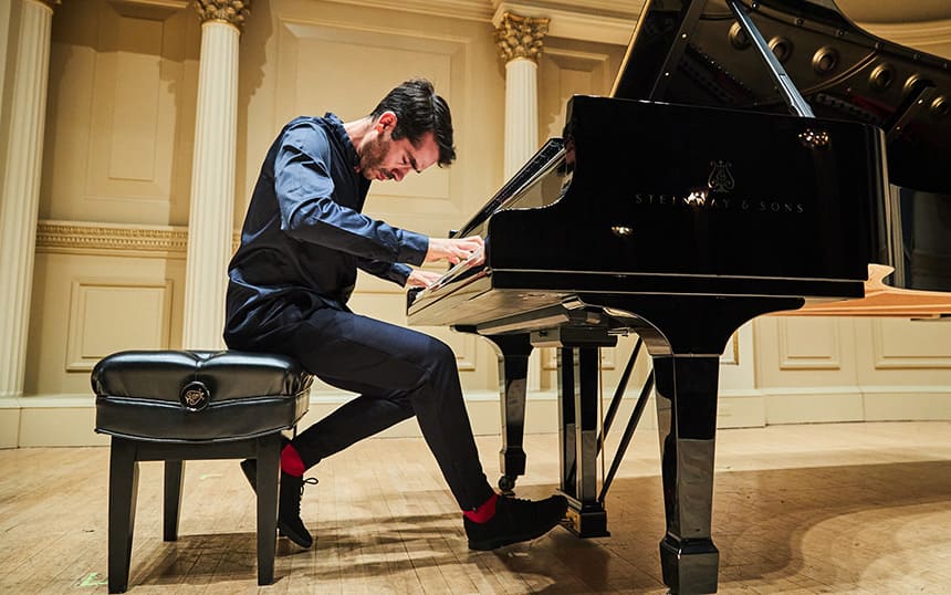 ARIA classics lanza el disco «{Algo}ritmo» de Juan Floristán con obras de Ginestera, Ligeti y Mussorgski