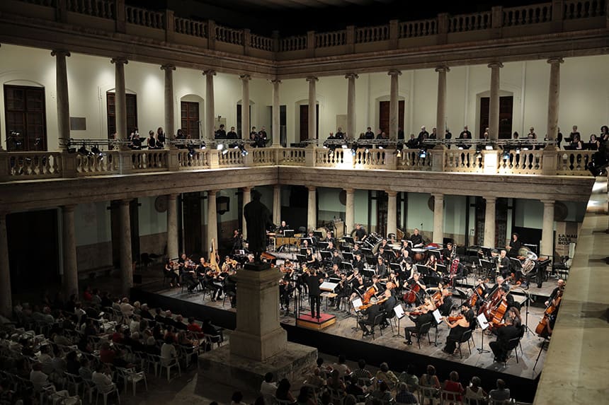 La Orquesta de València rinde homenaje al maestro José Serrano en el festival Serenates