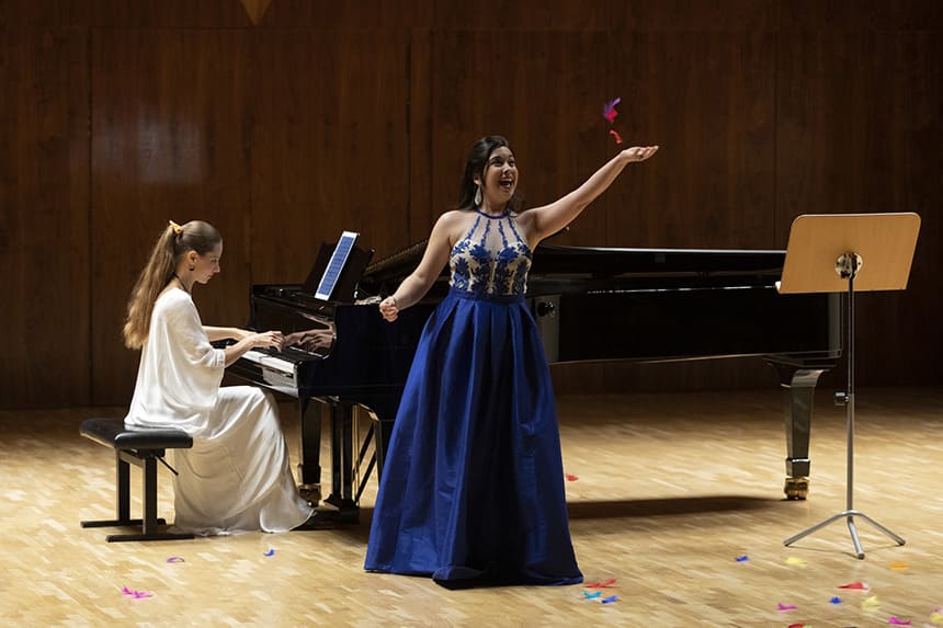 Más de 3.000 jóvenes madrileños en el «Ciclo Conciertos para Escolares» de la ESMRS y Fundación Banco Santander Más de 3.000 jóvenes madrileños en el «Ciclo Conciertos para Escolares» de la ESMRS y Fundación Banco Santander