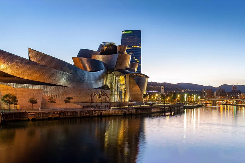 El Museo Guggenheim Bilbao acoge el acto de bienvenida a los galardonados con los Premios Fronteras del Conocimiento