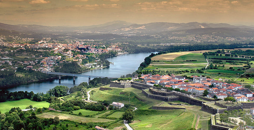 IKFEM celebra su nueva su 11º edición 2023 en el mítico Puente de Tui-Valença como siempre IKFEM celebra su nueva su 11º edición 2023 en el mítico Puente de Tui-Valença como siempre