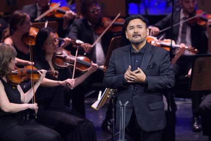 Javier Camarena junto a la Orquesta Ciudad de Granada en la Semana de la Ópera del Teatro Real 2023