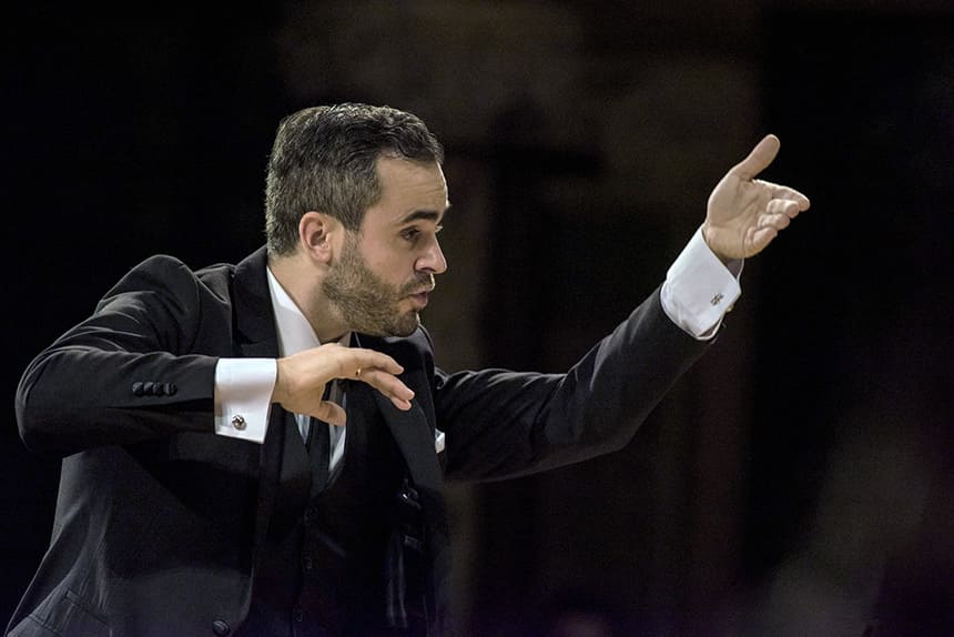 La Fundación Orquesta Filarmónica de Gran Canaria designa a Josep Gil como director asistente de Karel Mark Chichon