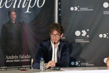 Andrés Salado, director titular y artístico