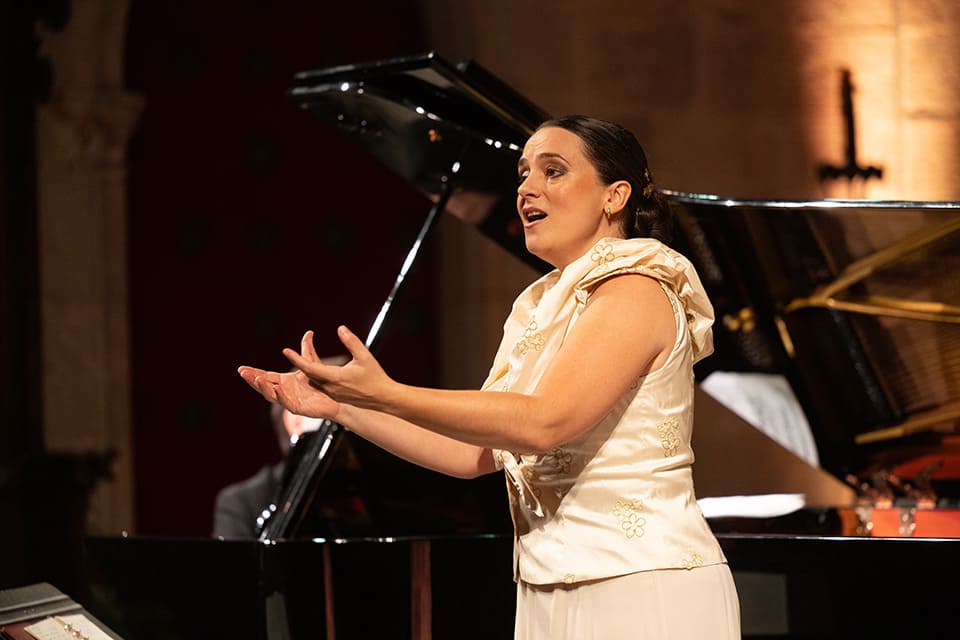 Núria Rial evoca el espíritu navideño con Bach y Telemann en el Concierto de Navidad del Centro Nacional de Difusión Musical