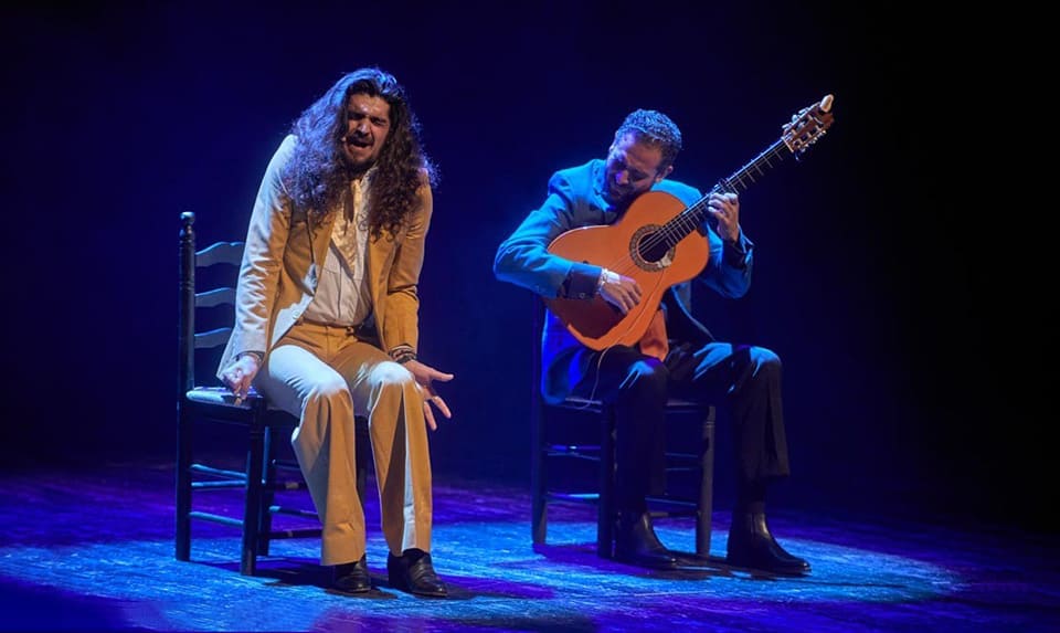 El cantaor Israel Fernández reivindica a los grandes clásicos flamencos de la primera mitad del siglo XX