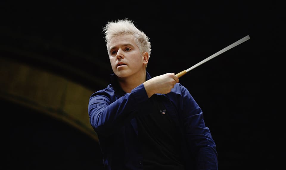 Dan Ettinger debuta al frente de la Orquesta Filarmónica de Gran Canaria con obras de Mozart y Richard Strauss Dan Ettinger debuta al frente de la Orquesta Filarmónica de Gran Canaria con obras de Mozart y Richard Strauss