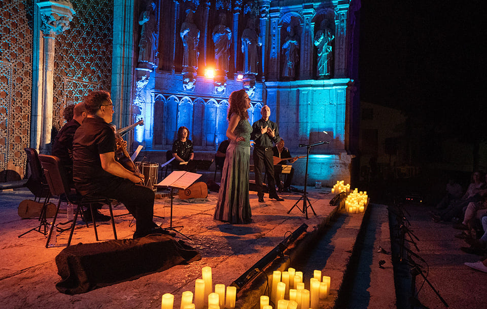 Capella de Ministrers actúa en la sede de la Unesco en París y participará en el Festival Duni de Italia y Morelia de México
