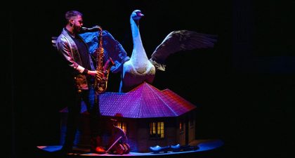 Soñar un mundo sin patitos feo en el Real Teatro de Retiro inaugurando la programación