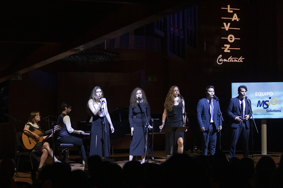 Abierta la inscripción al concurso musical “La Voz Cantante Interempresas”