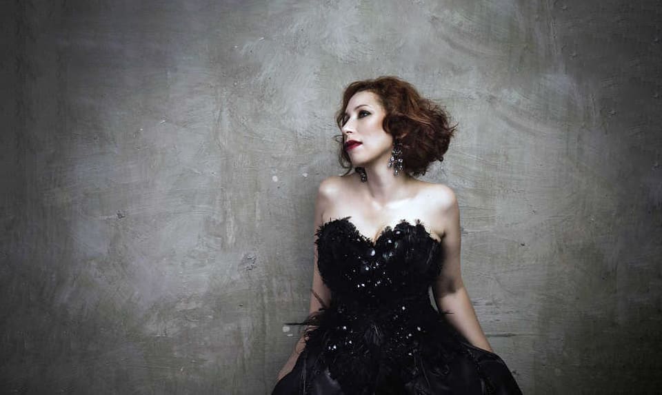 Rosa Torres-Pardo y Anna Tonna presentan la gira «The Runaways» en Estados Unidos Rosa Torres-Pardo y Anna Tonna presentan la gira «The Runaways» en Estados Unidos