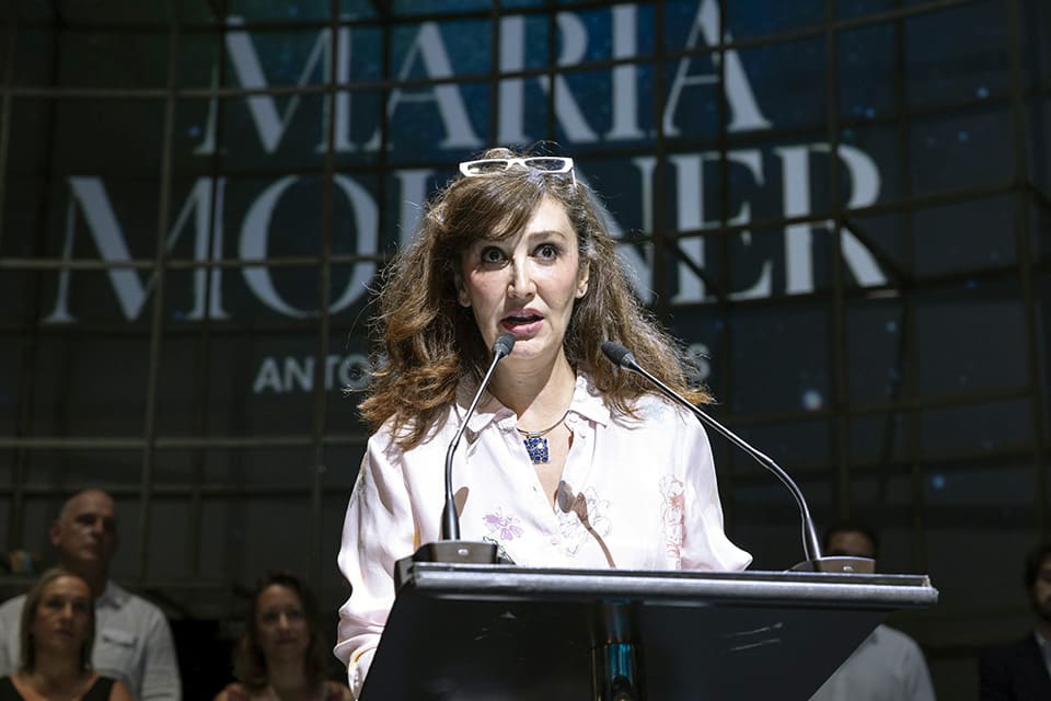 Ópera de Tenerife abre temporada con María Moliner, que ensalza a la lexicógrafa española