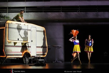 El Teatro Real presenta Orlando, de Händel, primera de las tres óperas basadas en el poema épico medieval de Ariosto Christophe Dumaux (Orlando), Giulia Semenzato (Dorinda) y Anna Prohaska (Angelica)