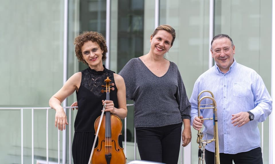 El trío Soinuaren Bidaia ofrece en el Teatro de la Zarzuela obras de compositoras españolas de diversas generaciones