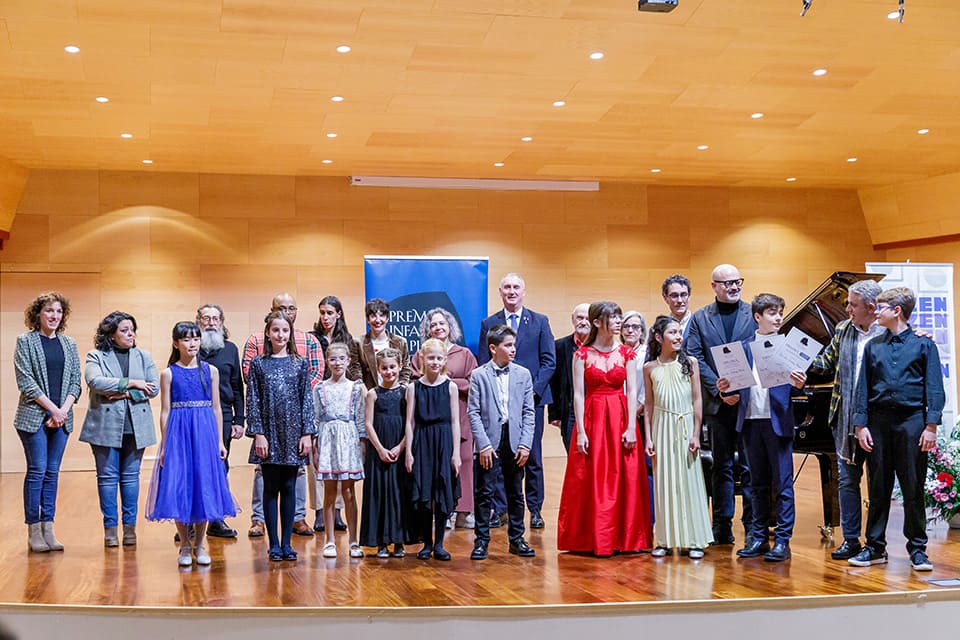 Carla Luciana Rodríguez Monroy, ganadora del 27 Premio Infantil de Piano Santa Cecilia – Premio Hazen