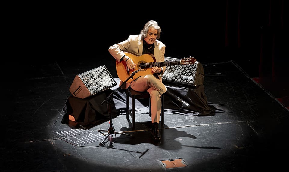 Rafael Riqueni inaugura el ciclo Andalucía Flamenca del CNDM con un sentido homenaje al maestro Manolo Sanlúcar