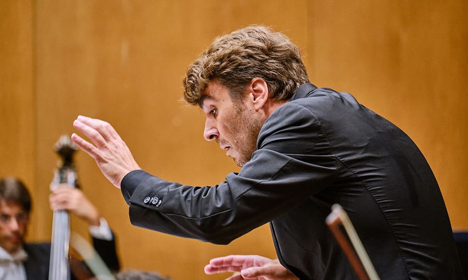La Orquesta Sinfónica de Castilla y León dirigida por Pablo Rus ofrece un viaje por el folclore y la modernidad húngara