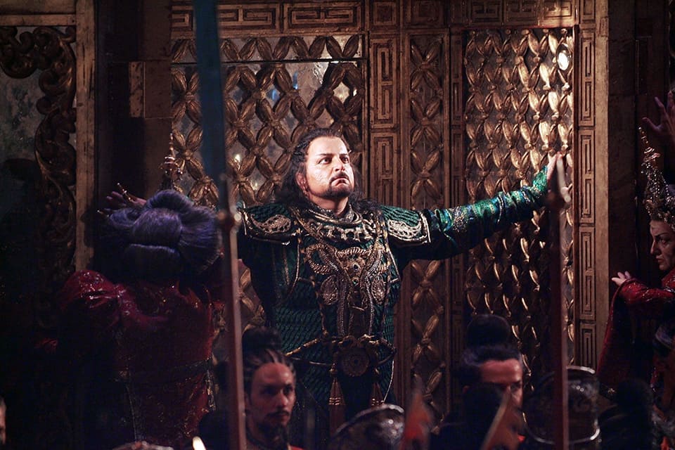 Vuelve al Gran Teatre del Liceu la mítica producción de Núria Espert de «Turandot» de Puccini