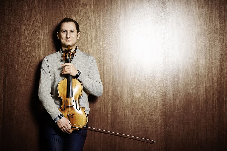 El viola Antoine Tamestit inicia su residencia en el Palau de la Música de València El viola Antoine Tamestit inicia su residencia en el Palau de la Música de València