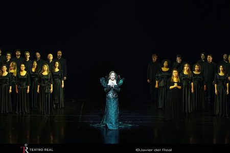 Actualizada con fotos: El Teatro Real comienza el año con dos conciertos de Sondra Radvanovsky y Lise Davidsen Sondra Radvanovsky (María Stuarda) y Coro Titular del Teatro Real