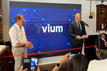 El espacio YBIUM