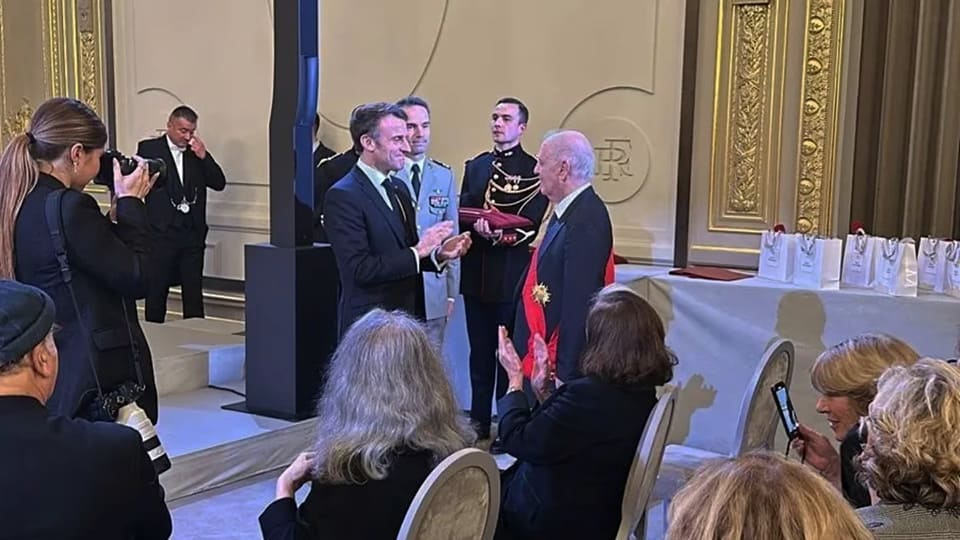 En el Elíseo, Martha Argerich y Daniel Barenboim condecorados con la Legión de Honor