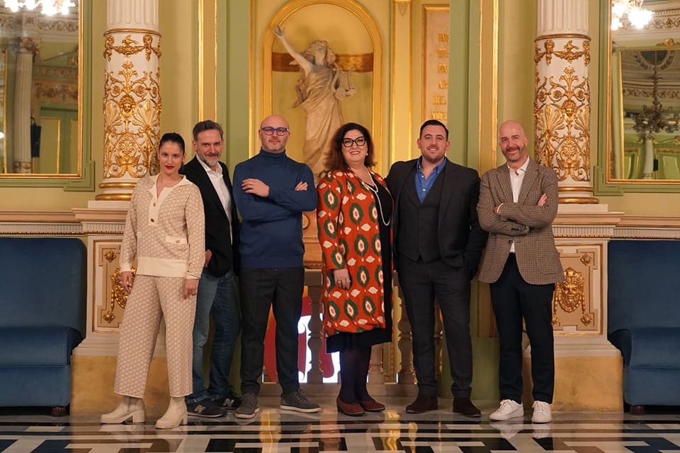 El drama verdiano «Un ballo in maschera» llena de misterio el Liceu con la dirección del maestro Frizza El drama verdiano «Un ballo in maschera» llena de misterio el Liceu con la dirección del maestro Frizza