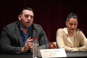 El drama verdiano «Un ballo in maschera» llena de misterio el Liceu con la dirección del maestro Frizza Rueda de prensa de Un ballo in maschera