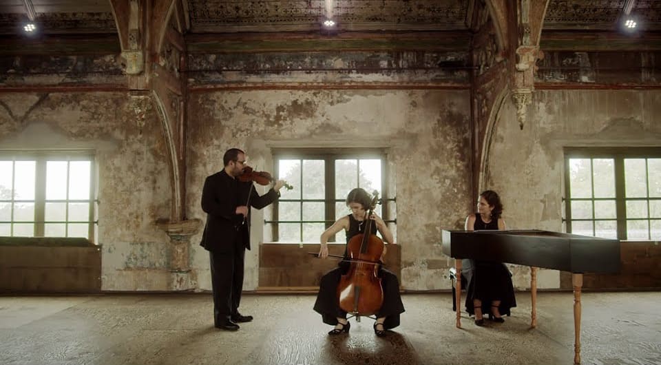Estreno mundial de la «Sonata para violín» RV 829 de Vivaldi en Radio Clásica por el grupo Scaramuccia Estreno mundial de la «Sonata para violín» RV 829 de Vivaldi en Radio Clásica por el grupo Scaramuccia