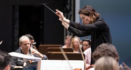 Alondra de la Parra, la carismática directora mexicana, por primera vez en el Festival de Música de Canarias