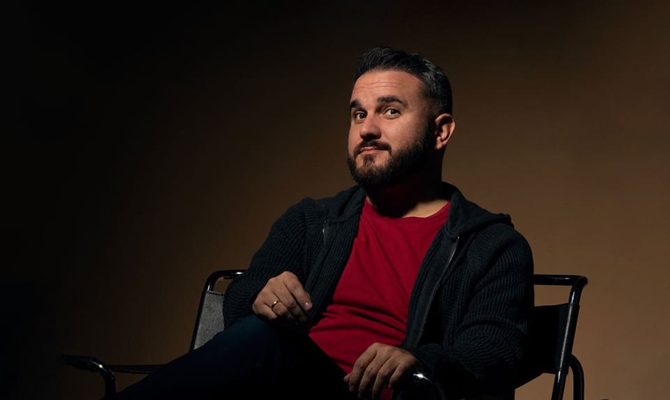 Moisés Marín se convierte en el Alcalde de “El enemigo del pueblo”, la esperada ópera de Francisco Coll