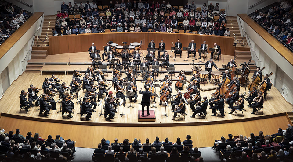 La Orquesta de València y Liebreich inician 2024 con un doble programa de la Quinta Sinfonía de Mahler