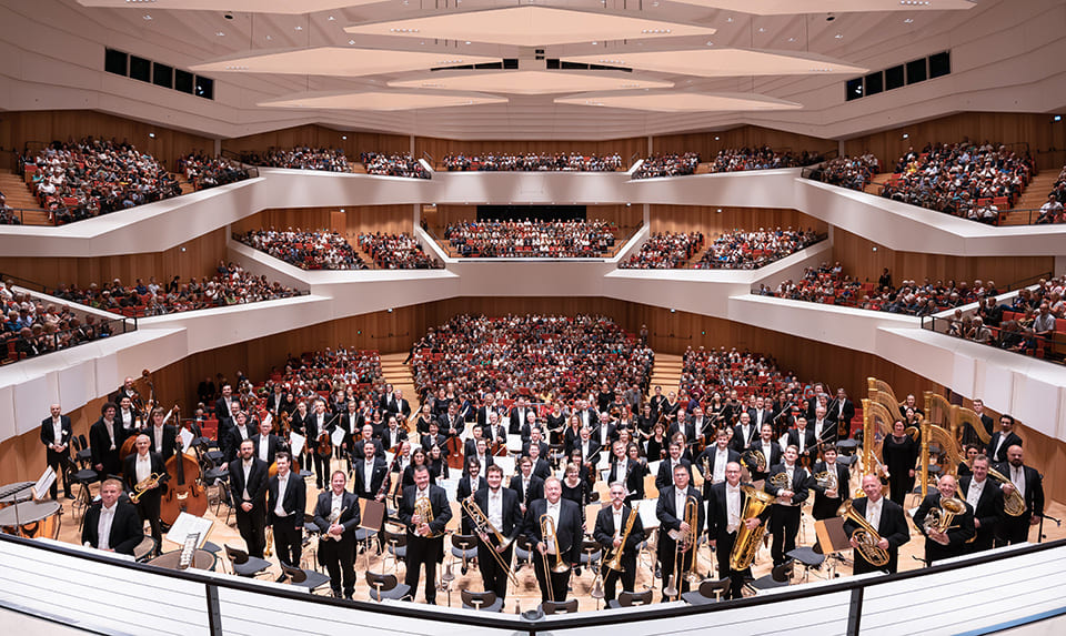 La Dresdner Philharmonie regresa a Ibermúsica bajo la batuta de Pablo González La Dresdner Philharmonie regresa a Ibermúsica bajo la batuta de Pablo González