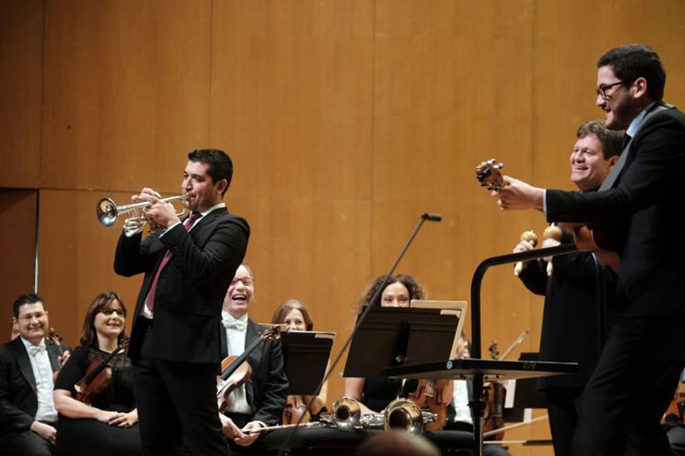 El trompetista Pacho Flores, GRAMMY Latino 2023, actúa con la Orquesta Ciudad de Granada El trompetista Pacho Flores, GRAMMY Latino 2023, actúa con la Orquesta Ciudad de Granada