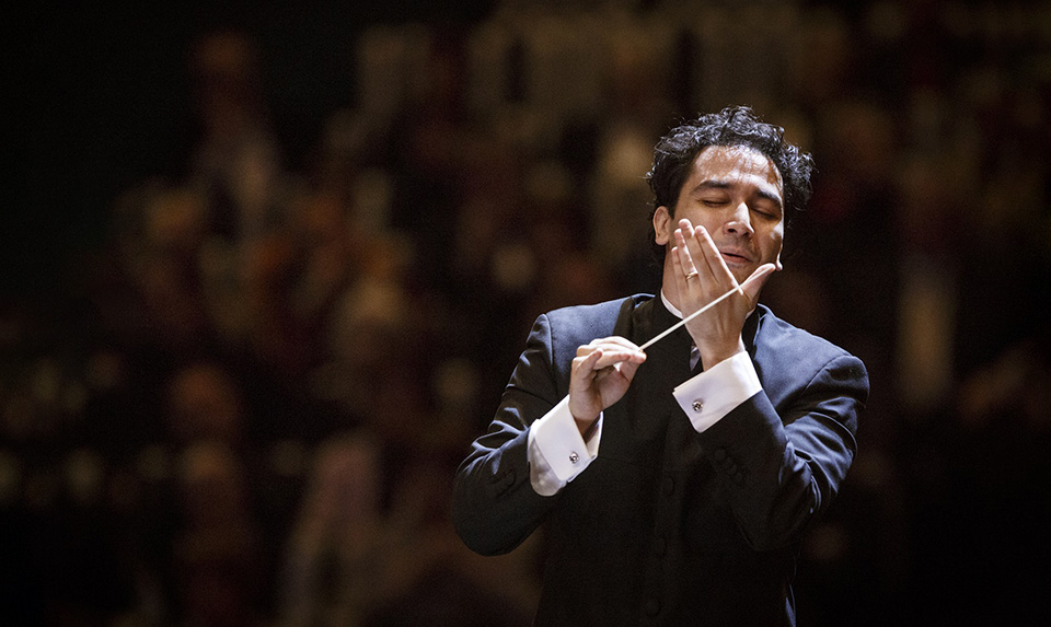 SWR Stuttgart y Orozco-Estrada exaltan a la naturaleza con obras de Beethoven y Stravinski