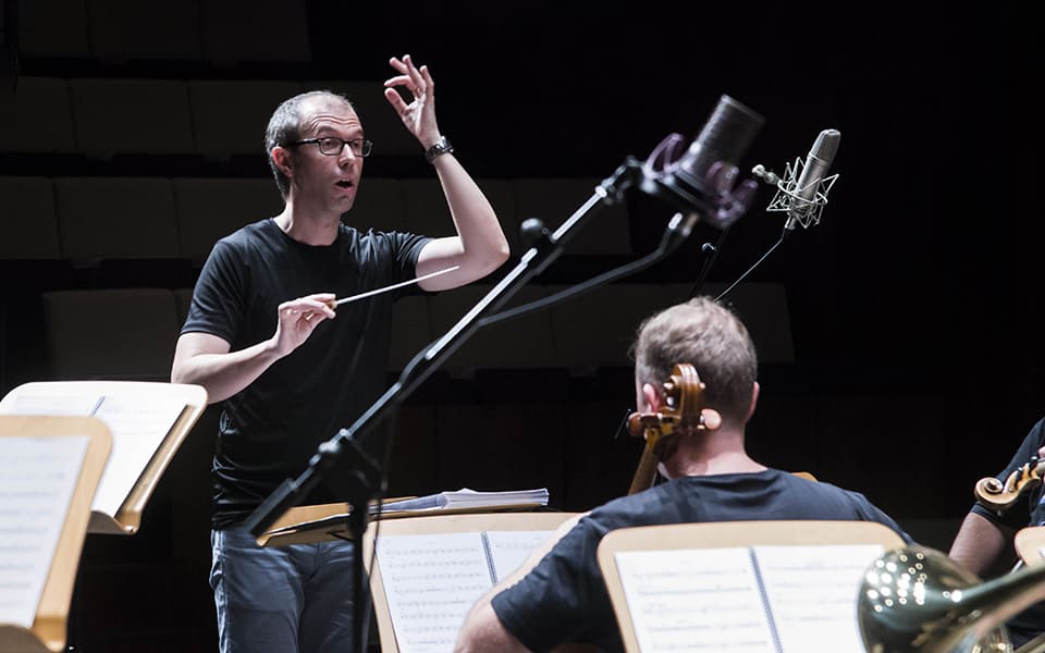 Juan Manuel Cañizares, guitarrista y compositor, interpreta con la Orquesta RTVE dos grandes obras