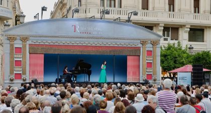 Cadiz es el primer destino de la Carroza del Teatro Real en 2024