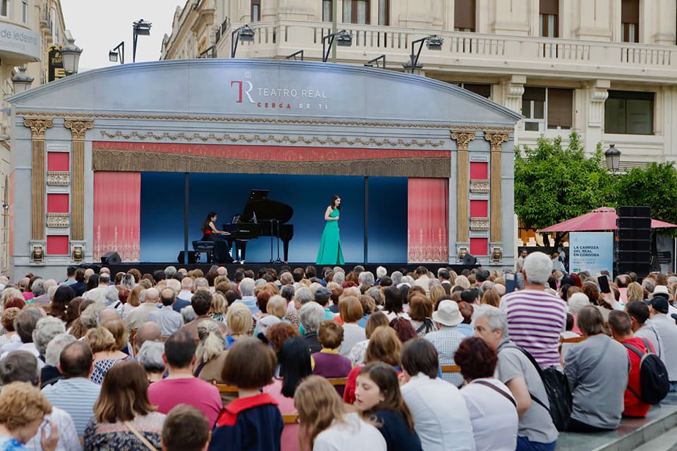 Cadiz es el primer destino de la Carroza del Teatro Real en 2024